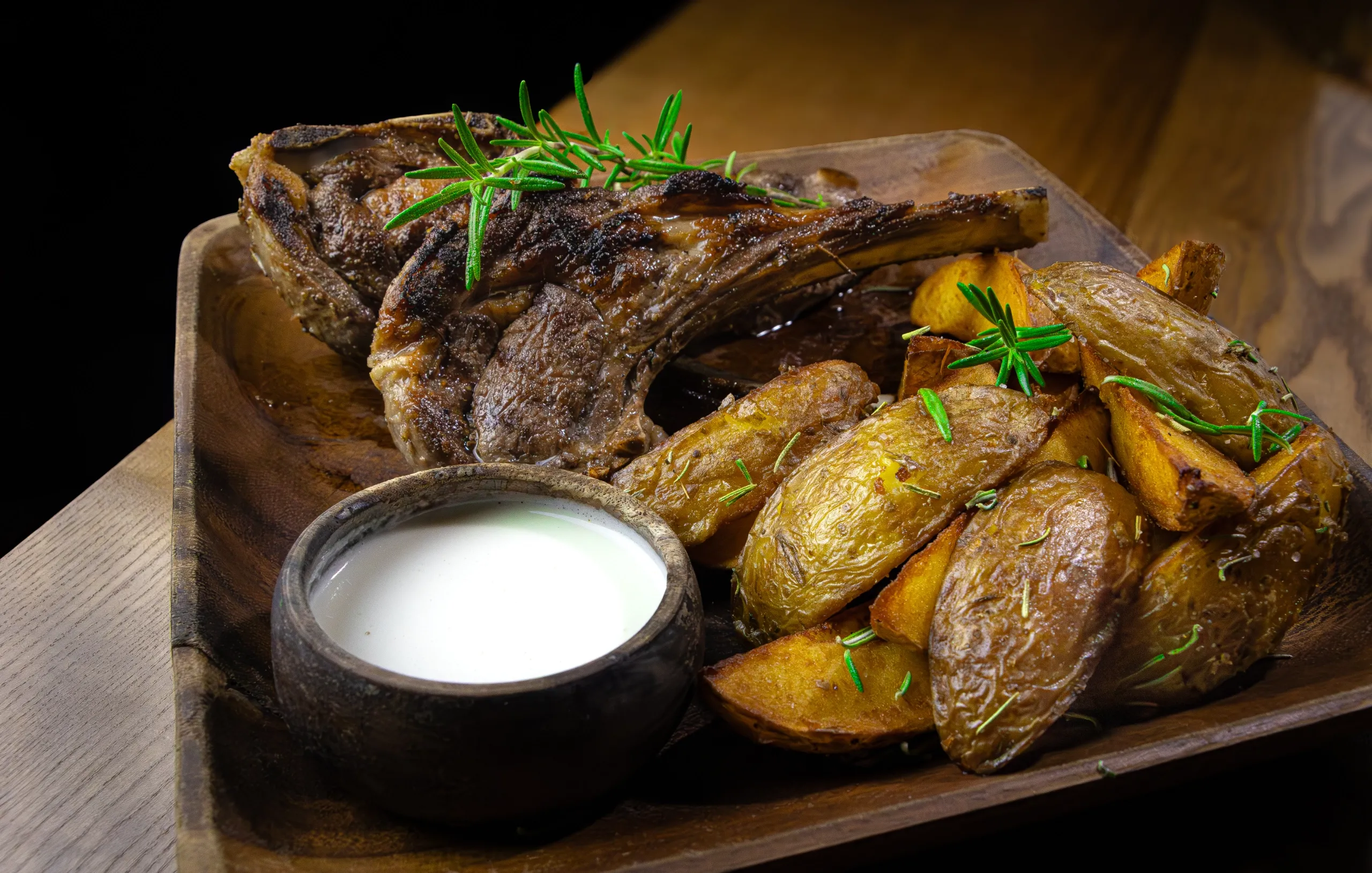Lamb chop with rosemary potatoes